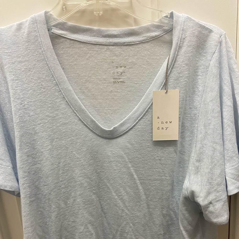 A New day top